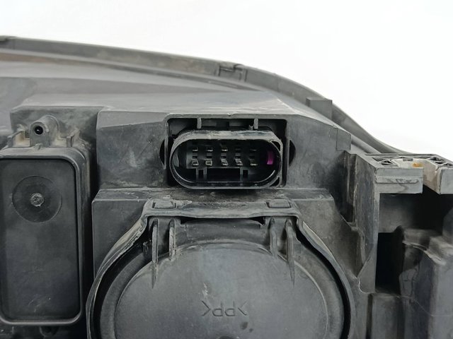 8E0941003AJ VAG Faro izquierdo  comprar en Lleida