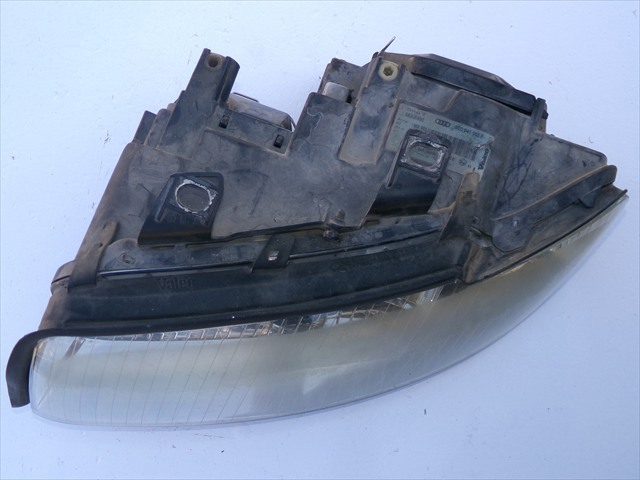 VAG 8E0941003F Faro izquierdo  en stock Valencia
