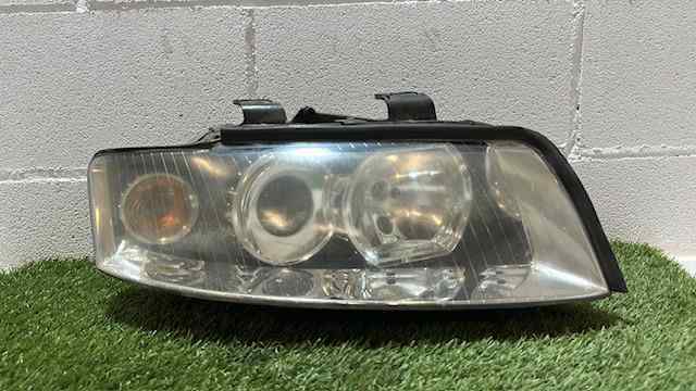 8E0941004F VAG Faro derecho  comprar en Oviedo