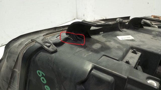 8E0941030C Faro derecho  comprar en Zaragoza