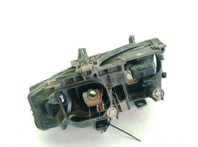8E0941030C VAG Faro derecho comprar Bilbao