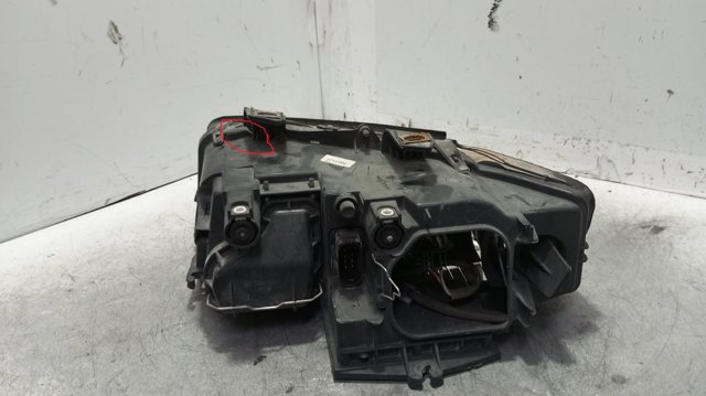 8E0941030C VAG Faro derecho  comprar en Oviedo