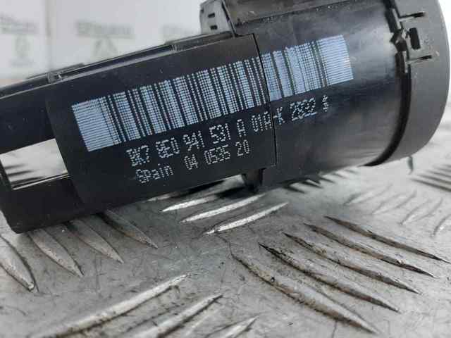 8E0941531 VAG Interruptor de luces en el tablero  disponible Ourense