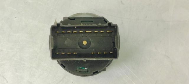 VAG 8E0941531C Interruptor de luces en el tablero  disponible Lugo