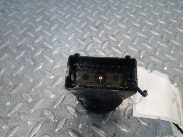 VAG 8E0941531D Interruptor de luces en el tablero  en stock Salamanca