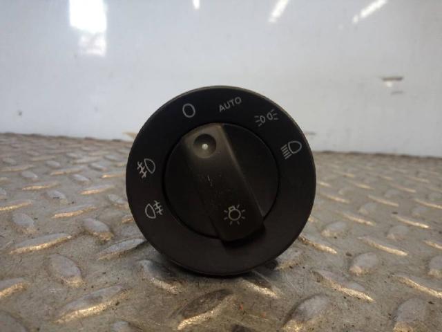 8E0941531D VAG Interruptor de luces en el tablero  en stock Huelva