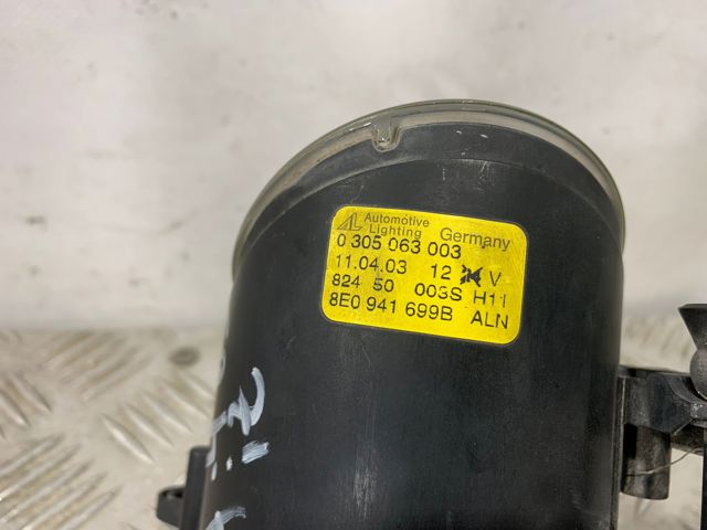VAG 8E0941699B Faro antiniebla izquierdo  disponible Lugo
