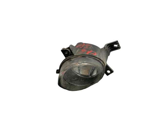 8E0941699E Luz antiniebla izquierdo  en stock Sabadell