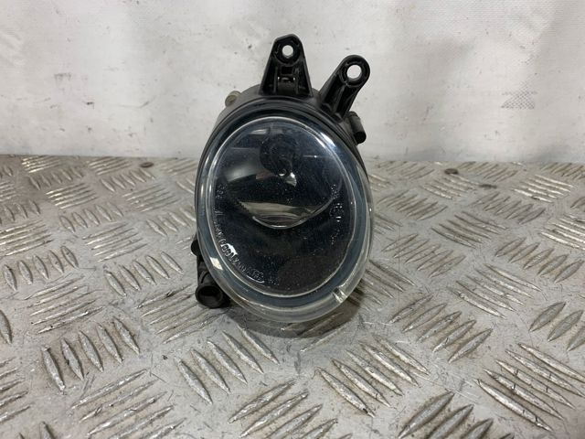 8E0941700B VAG Faro antiniebla derecho  en stock Huelva