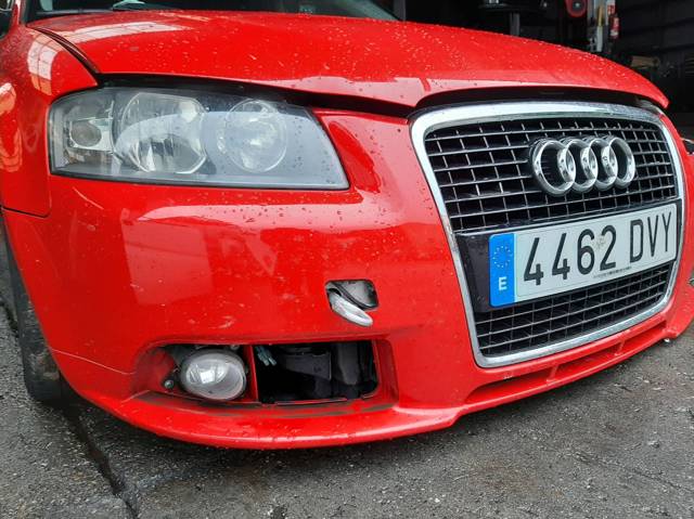 VAG 8E0941700C Faro antiniebla derecho  en stock Valencia