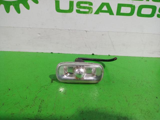 VAG 8E0949127 Luz intermitente de guardabarros  comprar en Murcia