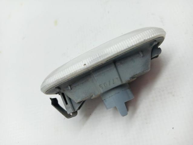 8E0949127 Luz intermitente de guardabarros  disponible Burgos
