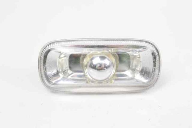8E0949127 Luz intermitente de guardabarros  disponible Málaga
