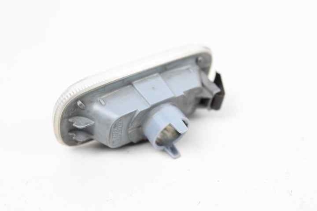 8E0949127 VAG Luz intermitente de guardabarros  disponible Ourense