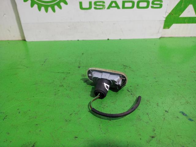 8E0949127 Luz intermitente de guardabarros comprar Girona