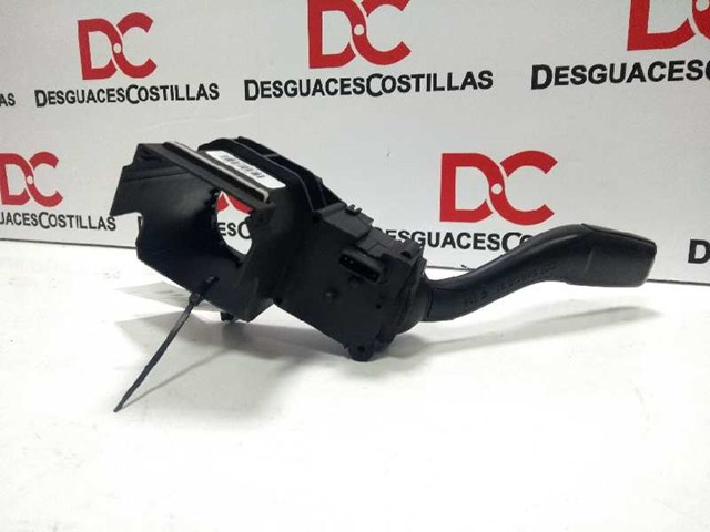 VAG 8E0953513A Conmutador izquierdo de la columna de dirección  en stock Terrassa