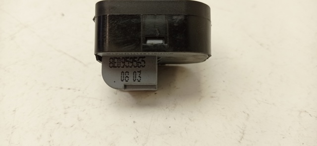 8E0959565 VAG Módulo de espejos retrovisores en la puerta  en stock Huelva