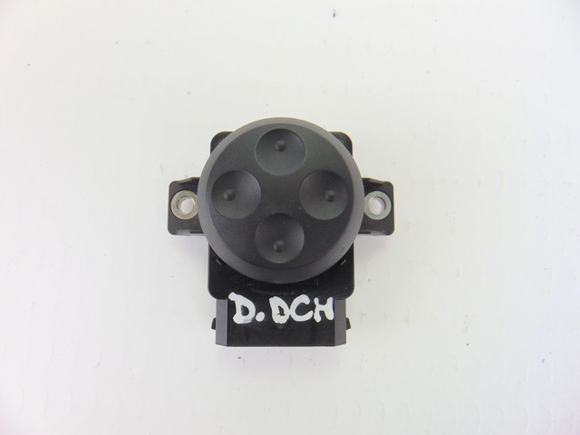 8E0959777B VAG