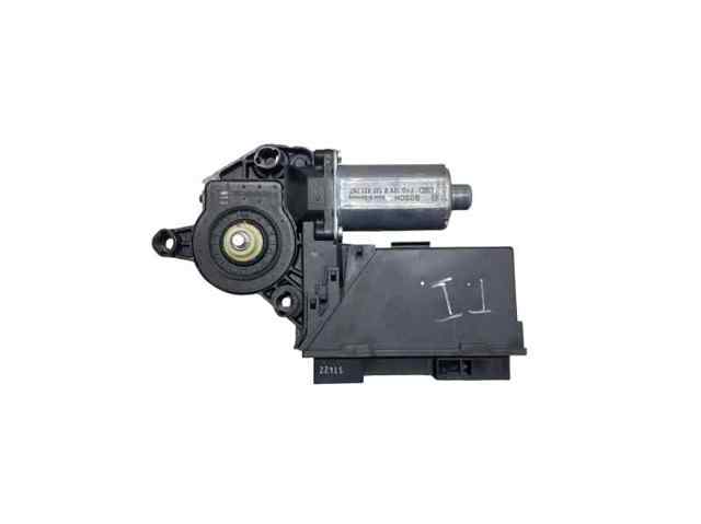 8E0959801A Motor del elevalunas de la puerta trasera izquierda  en stock Castellón