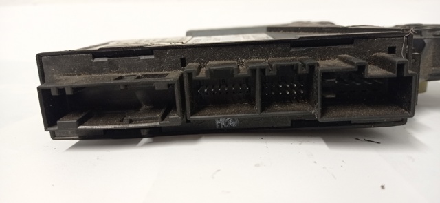 VAG 8E0959801A Motor del elevalunas de la puerta trasera izquierda  en stock Salamanca