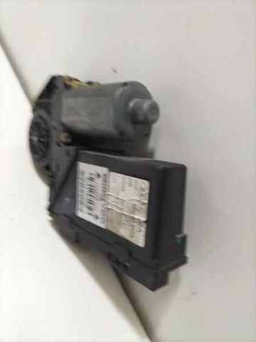8E0959802A Motor del elevalunas de la puerta trasera derecha comprar Sevilla