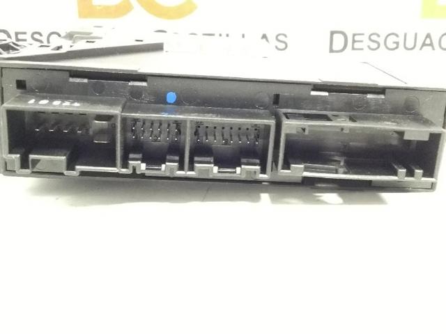 VAG 8E0959802A Motor del elevalunas de la puerta trasera derecha  disponible España
