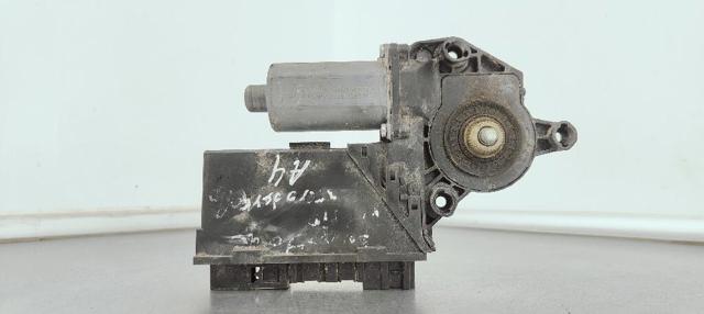 VAG 8E0959802E Motor del elevalunas de la puerta trasera derecha comprar Barcelona