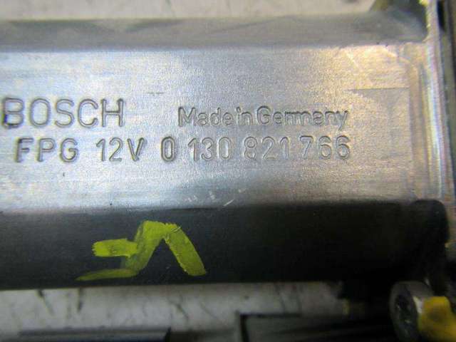 VAG 8E0959802E Motor del elevalunas de la puerta trasera derecha comprar Barcelona