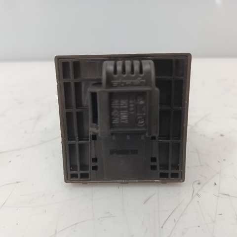 8E0959851 Interruptor de elevalunas delantera izquierda  en stock Castellón