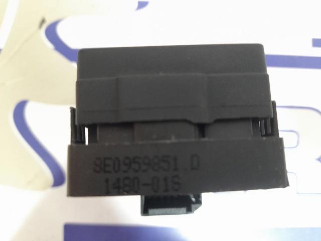 8E0959851D VAG Interruptor de elevalunas delantera izquierda comprar Alcalá