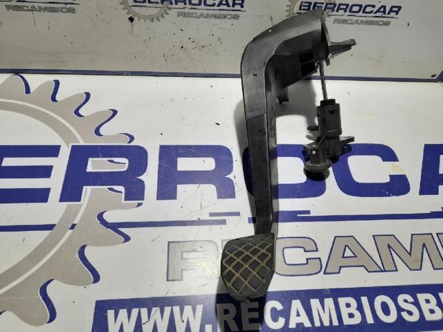 8E1721316 VAG Pedal embrague  comprar en Jaén