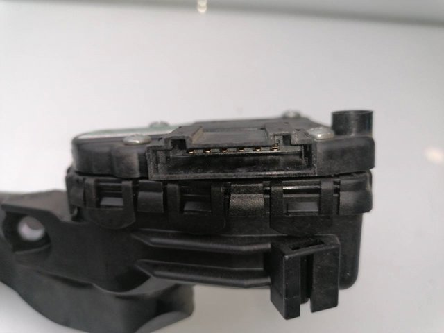VAG 8E1721523G Pedal del acelerador  en stock Salamanca
