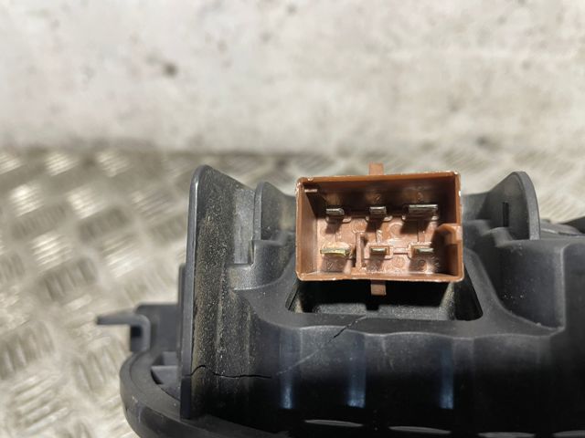 8E1820021E Motor del ventilador del calefactor  disponible Burgos