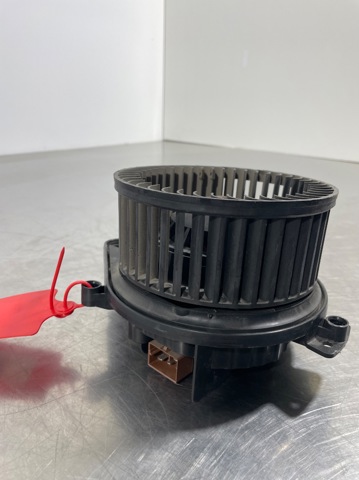 8E1820021E VAG Ventilador habitáculo  en stock Córdoba