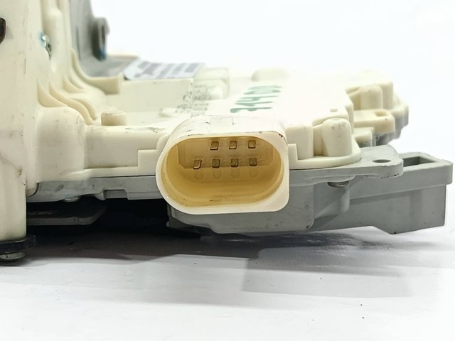 8E1837016AA VAG Cerradura de puerta delantera derecha  comprar en Oviedo
