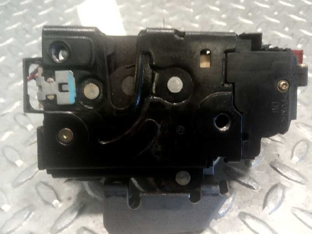 8E1837016C VAG Cerradura de puerta delantera derecha  comprar en Jaén