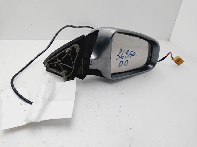 8E1858532AA VAG Carcasa interior del espejo retrovisor derecho comprar Bilbao