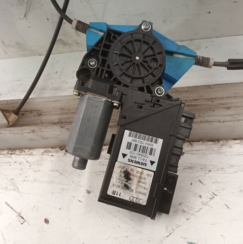 VAG 8E1959801B Motor del elevalunas de la puerta delantera izquierda  comprar en Albacete