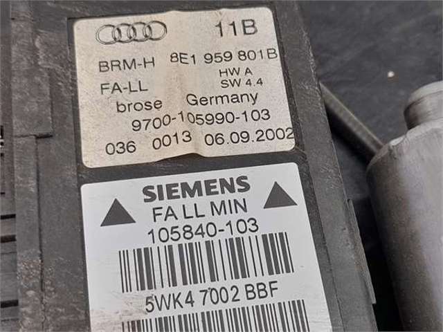 8E1959801B VAG Motor del elevalunas de la puerta delantera izquierda  disponible Vigo
