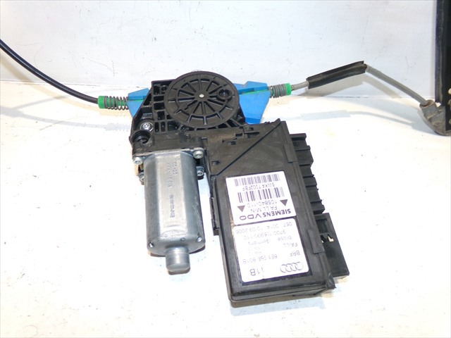 8E1959801B Motor del elevalunas eléctrico  en stock Sabadell