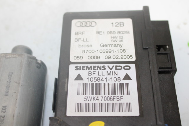 8E1959802B Motor del elevalunas de la puerta delantera derecha  comprar en Pontevedra
