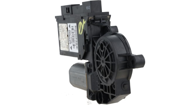 VAG 8E1959802B Motor del elevalunas de la puerta delantera derecha  en stock Terrassa