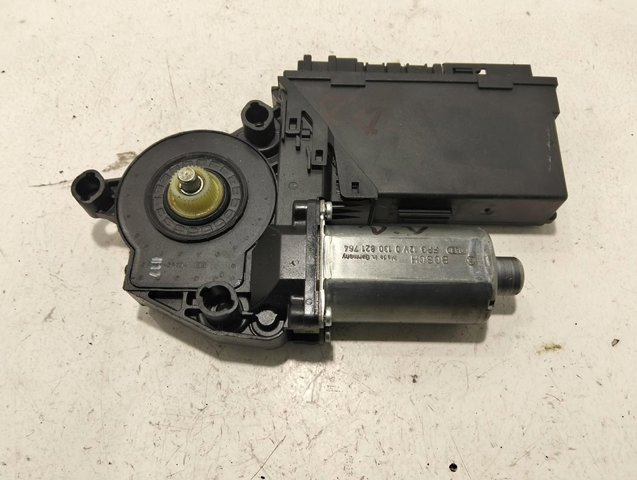 8E1959802G Motor del elevalunas de la puerta delantera derecha  comprar en Reus