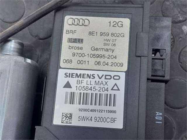 8E1959802G Motor del elevalunas de la puerta delantera derecha  comprar en Pontevedra