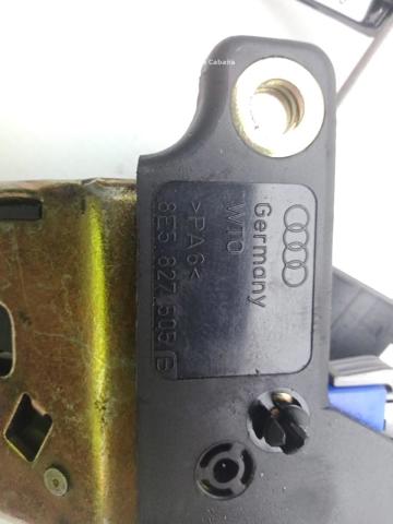VAG 8E5827505B Cerradura de maletero  en stock Salamanca