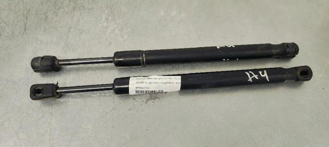 8E5827552J Amortiguador maletero comprar Sevilla