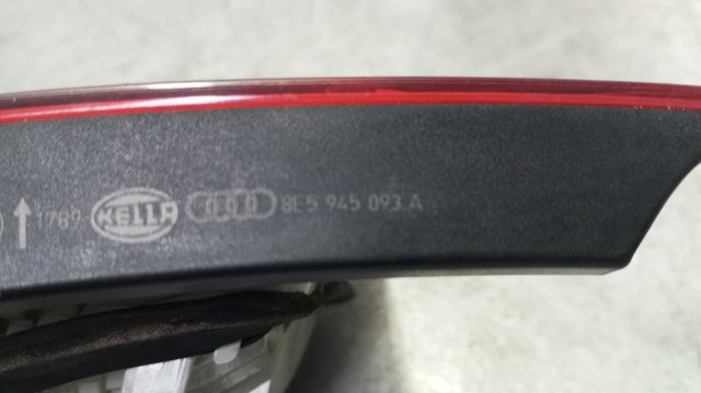 8E5945093A Piloto trasero interior izquierdo comprar Girona