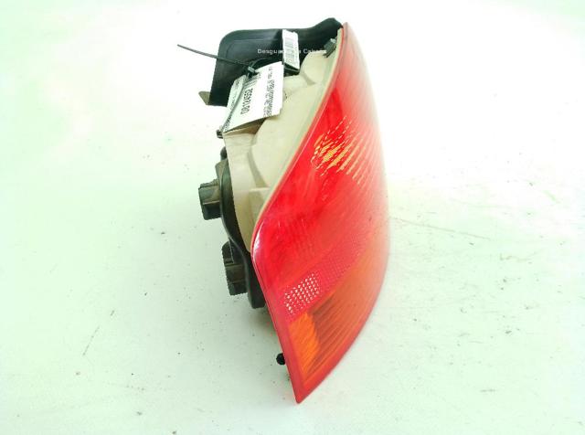 8E5945095 Piloto trasero exterior izquierdo  comprar en Reus