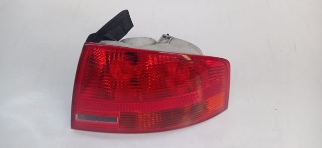 8E5945096 Piloto trasero exterior derecho  comprar en Zaragoza