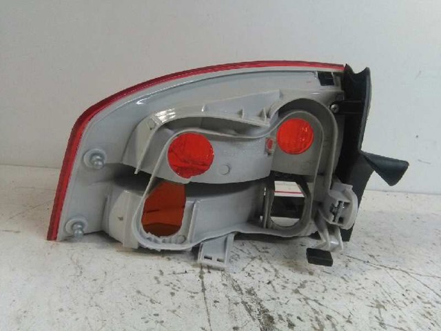 8E5945096 VAG Piloto trasero exterior derecho comprar Bilbao